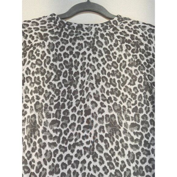 Tahari Womens Knit Sweater Top M Leopard Print Long Sleeve Casual - Picture 9 of 10